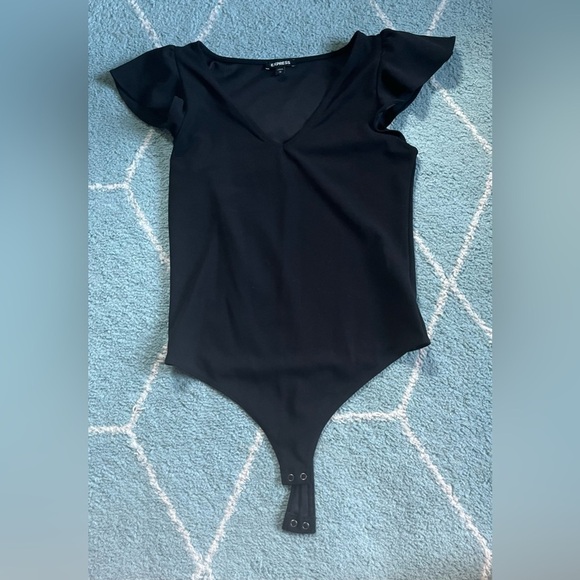 Express- Ruffle Sleeve Bodysuit- Black- Size M​ - Picture 1 of 3